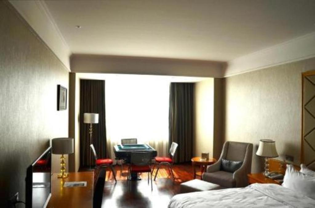 แสนเชียงแกรนด์ โฮเต็ล Hotel เวียงจันทน์ ภายนอก รูปภาพ