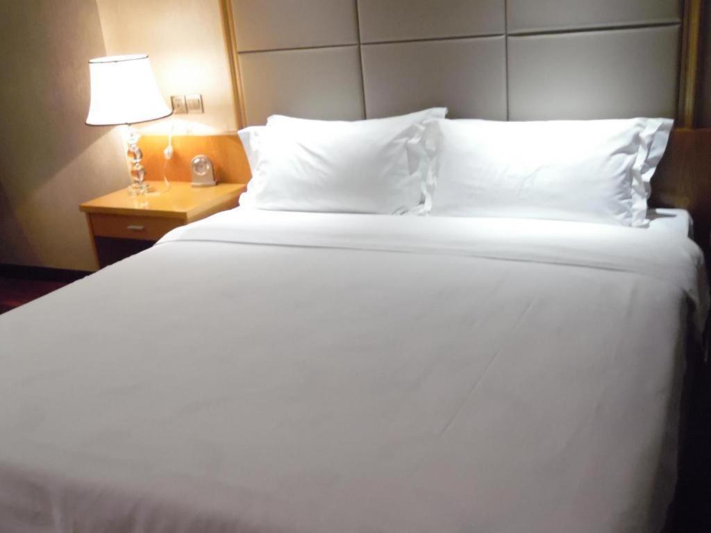 แสนเชียงแกรนด์ โฮเต็ล Hotel เวียงจันทน์ ภายนอก รูปภาพ