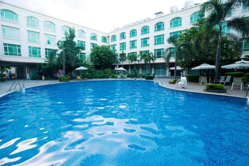 แสนเชียงแกรนด์ โฮเต็ล Hotel เวียงจันทน์ ภายนอก รูปภาพ